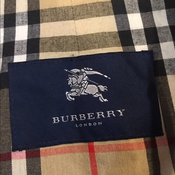 🛑SOLD🛑BURBERRY Jacket/Coat!🧥 - Picture 6 of 10